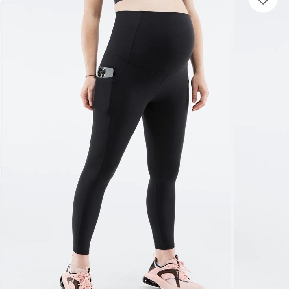 Fabletics Maternity High-Waisted PureLuxe 7/8 Legging black medium